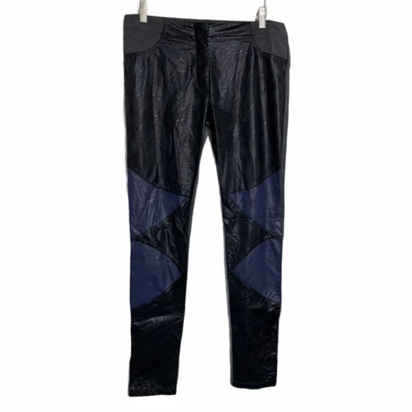 Janet Paris L faux leather front‎ pull on pants - Picture 5 of 10